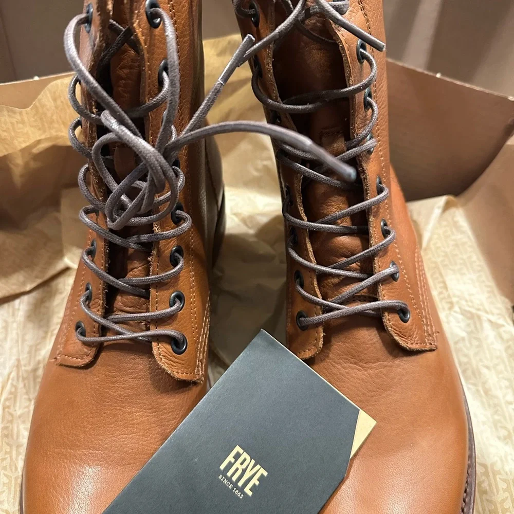 NEW size 9.5 Frye Women's Brown Lace Up Leather Boots with BOX color Whisky - Picture 3 of 8